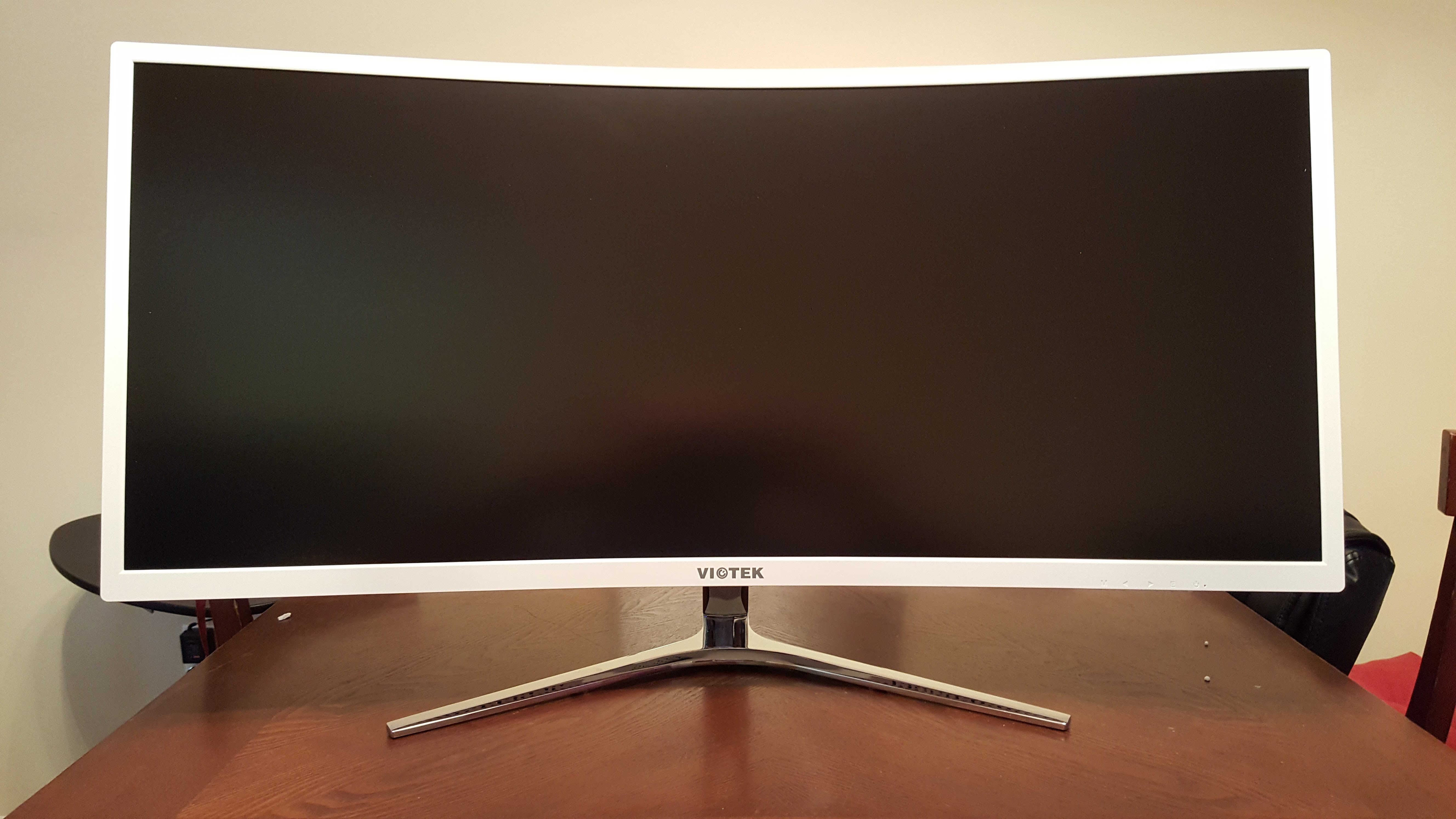 edgeless computer monitor